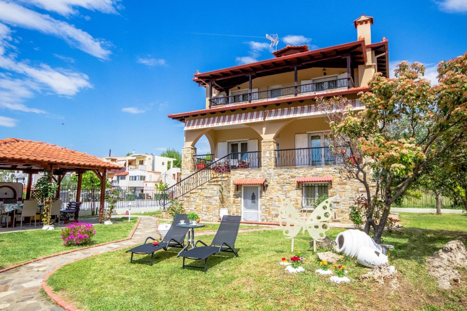 Private 6-Bdrm Villa With Garden 150M To Beach Парадисос Экстерьер фото